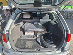 Toyota Avensis 1.6 110 hp, снимка 7