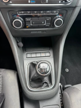 VW Golf 1.6 TDI/CARPLAY/ЛИЗИНГ, снимка 13