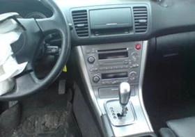 Subaru Outback 2.5i  1