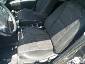 Обява за продажба на Toyota Corolla verso ~7 300 лв. - изображение 5