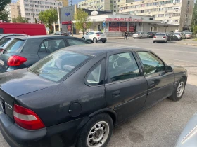 Обява за продажба на Opel Vectra 1, 6 ~1 500 лв. - изображение 8