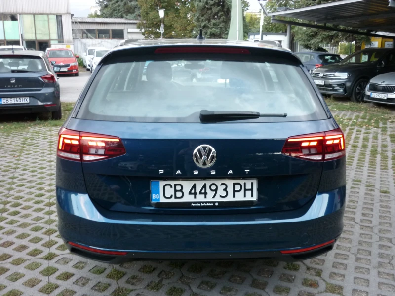 VW Passat 2.0 TDI 150 к.с DSG Facelift, снимка 6 - Автомобили и джипове - 47464799