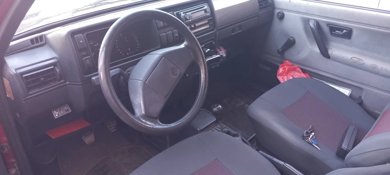 VW Golf, снимка 2 - Автомобили и джипове - 48555251