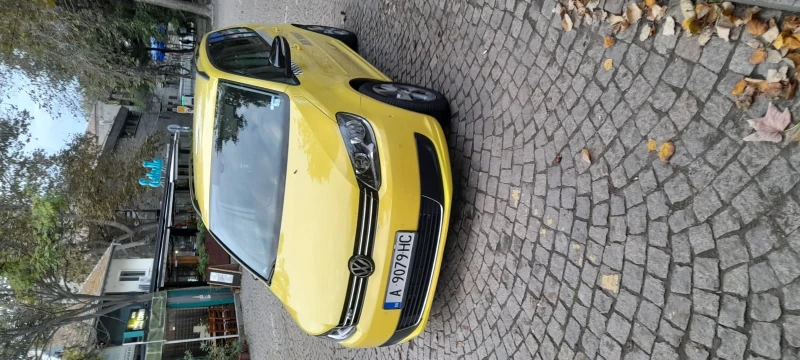 VW Touran, снимка 10 - Автомобили и джипове - 51955708