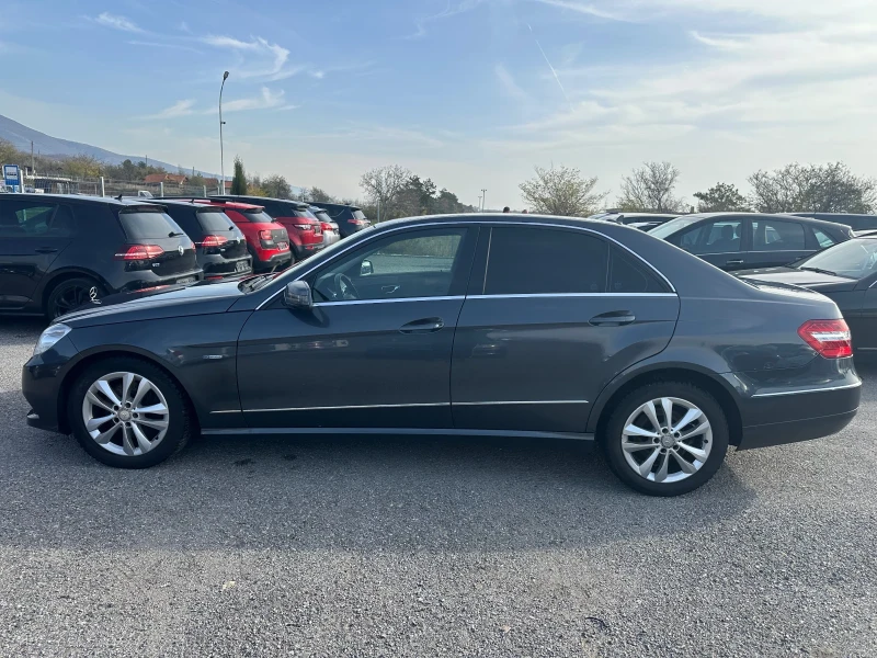 Mercedes-Benz E 350 AVANTGARDE* 231к.с* DISTRONIC* МЪРТВА ЗОНА, снимка 8 - Автомобили и джипове - 52446243