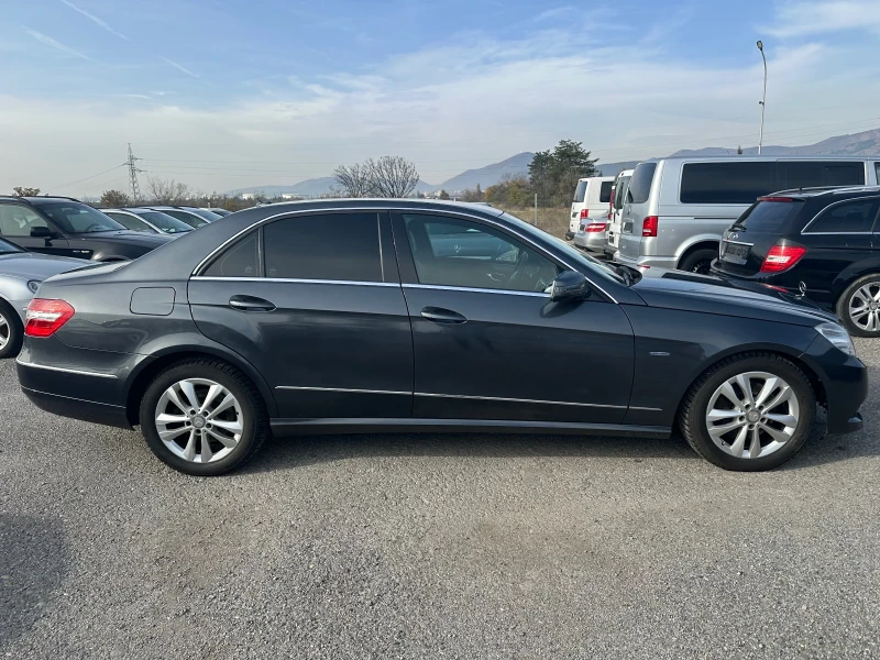 Mercedes-Benz E 350 AVANTGARDE* 231к.с* DISTRONIC* МЪРТВА ЗОНА, снимка 7 - Автомобили и джипове - 52446243