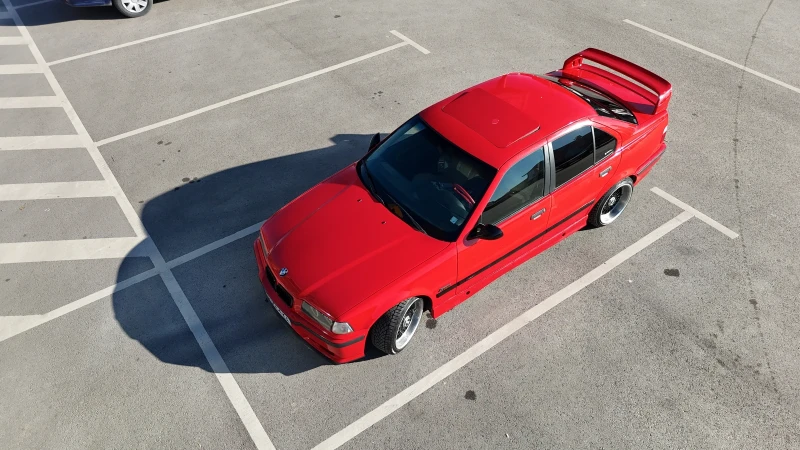 BMW 318, снимка 11 - Автомобили и джипове - 52524934