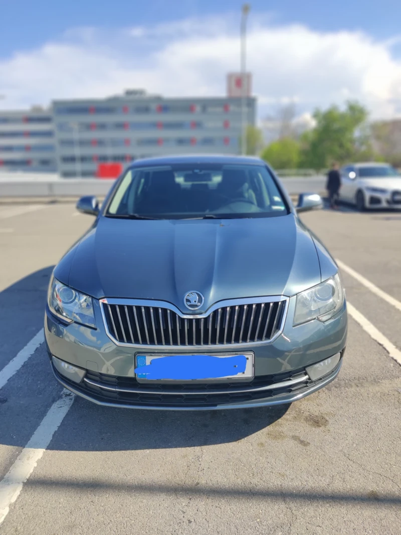 Skoda Superb 2.0TDI, 170HP, 4х4, 6DSG, пълна сервизна история, снимка 2 - Автомобили и джипове - 52605571