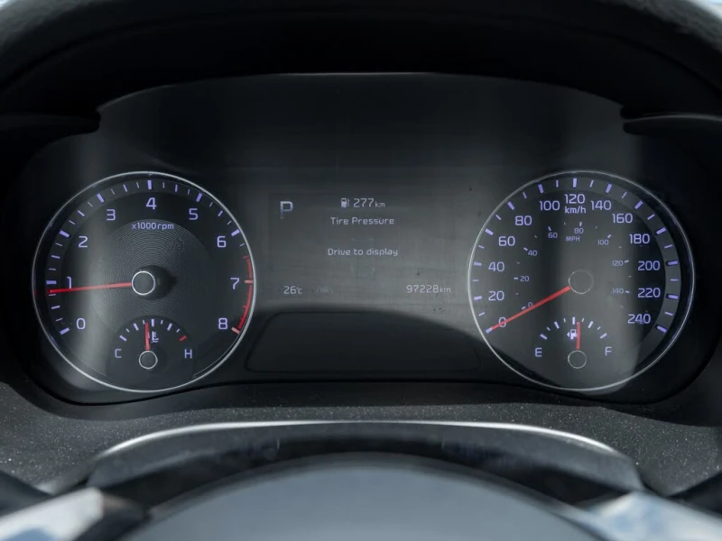 Kia Forte АвтоКредит* (ЦЕНА ДО БГ), снимка 8 - Автомобили и джипове - 52587479