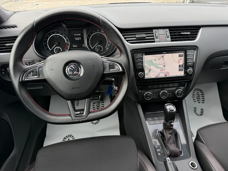 Skoda Octavia VRS 2.0TDI DSG NAVI CAMERA, снимка 15 - Автомобили и джипове - 52888348