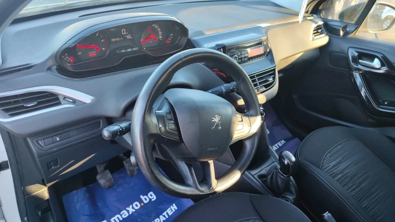 Peugeot 208 1.4, снимка 7 - Автомобили и джипове - 52962427