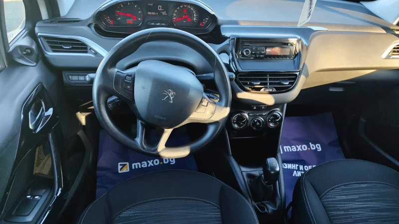 Peugeot 208 1.4, снимка 8 - Автомобили и джипове - 52962427