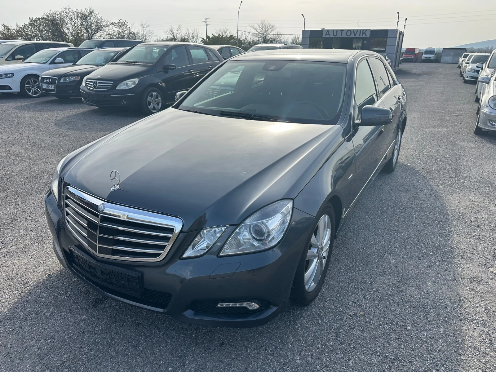 Mercedes-Benz E 350 AVANTGARDE* 231к.с* DISTRONIC* МЪРТВА ЗОНА, снимка 1