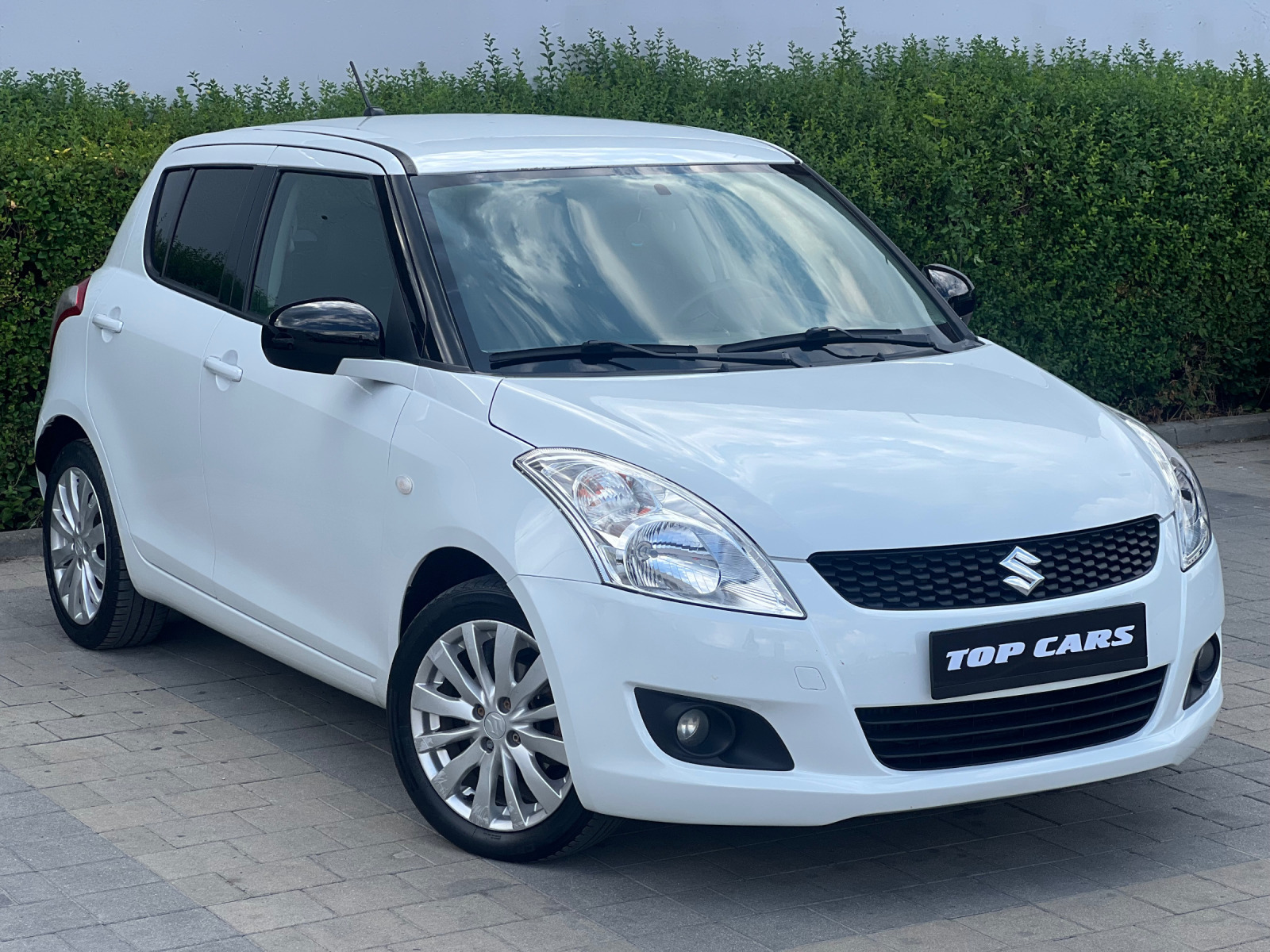 Suzuki Swift КОЖЕН САЛОН - изображение 3