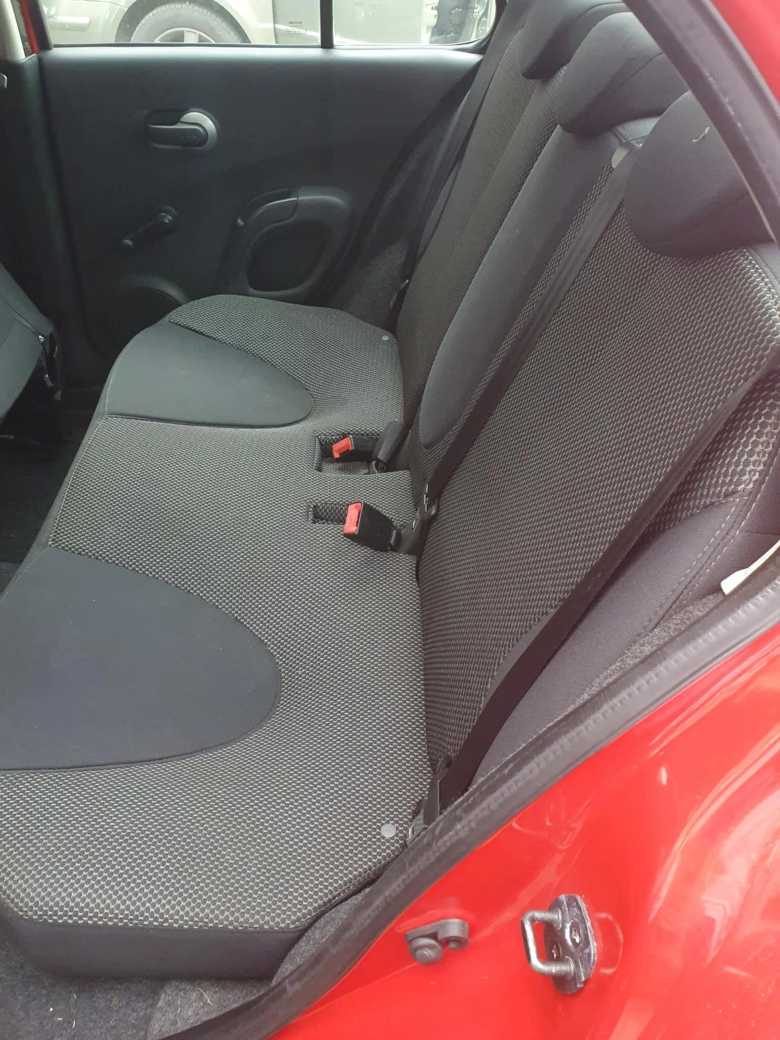 Nissan Micra  - изображение 9