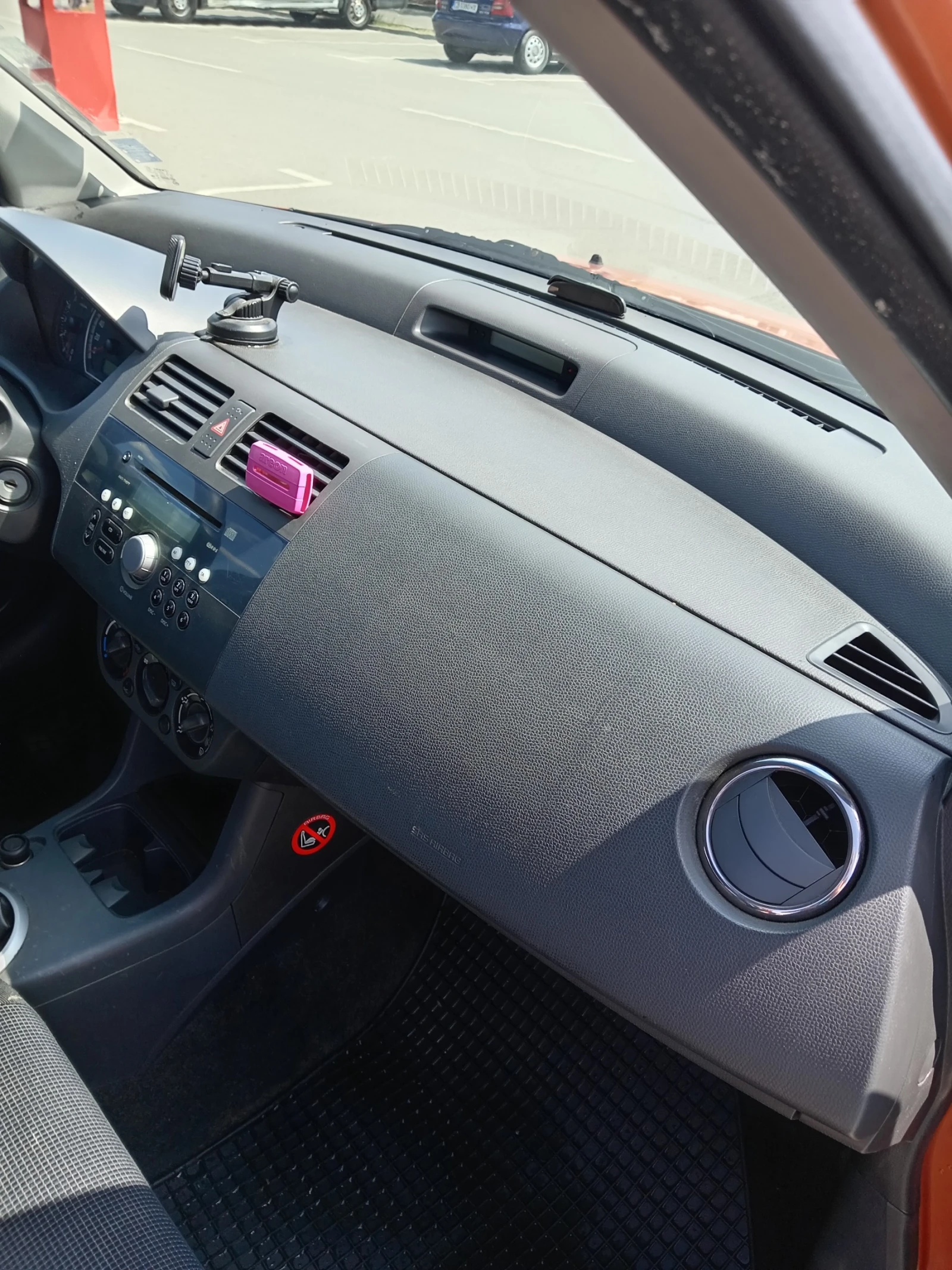 Suzuki Swift 1, 3 - изображение 6