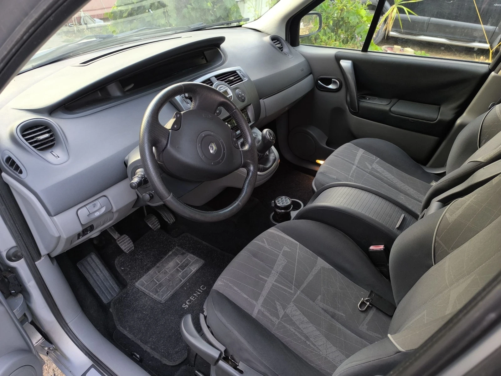 Renault Scenic 1.5 dci - изображение 6
