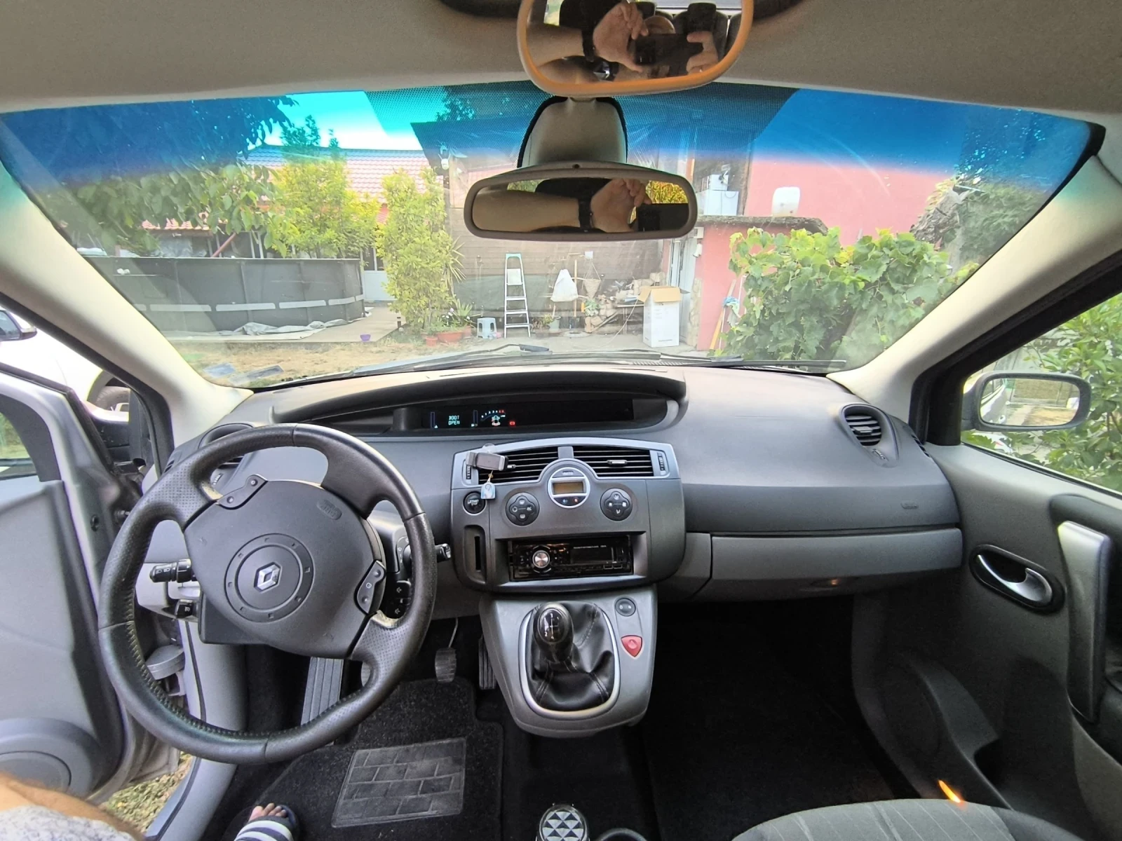 Renault Scenic 1.5 dci - изображение 9
