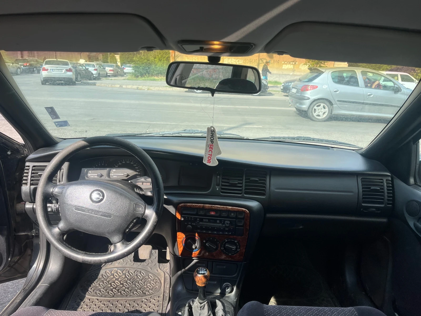 Opel Vectra 1, 6 - изображение 6