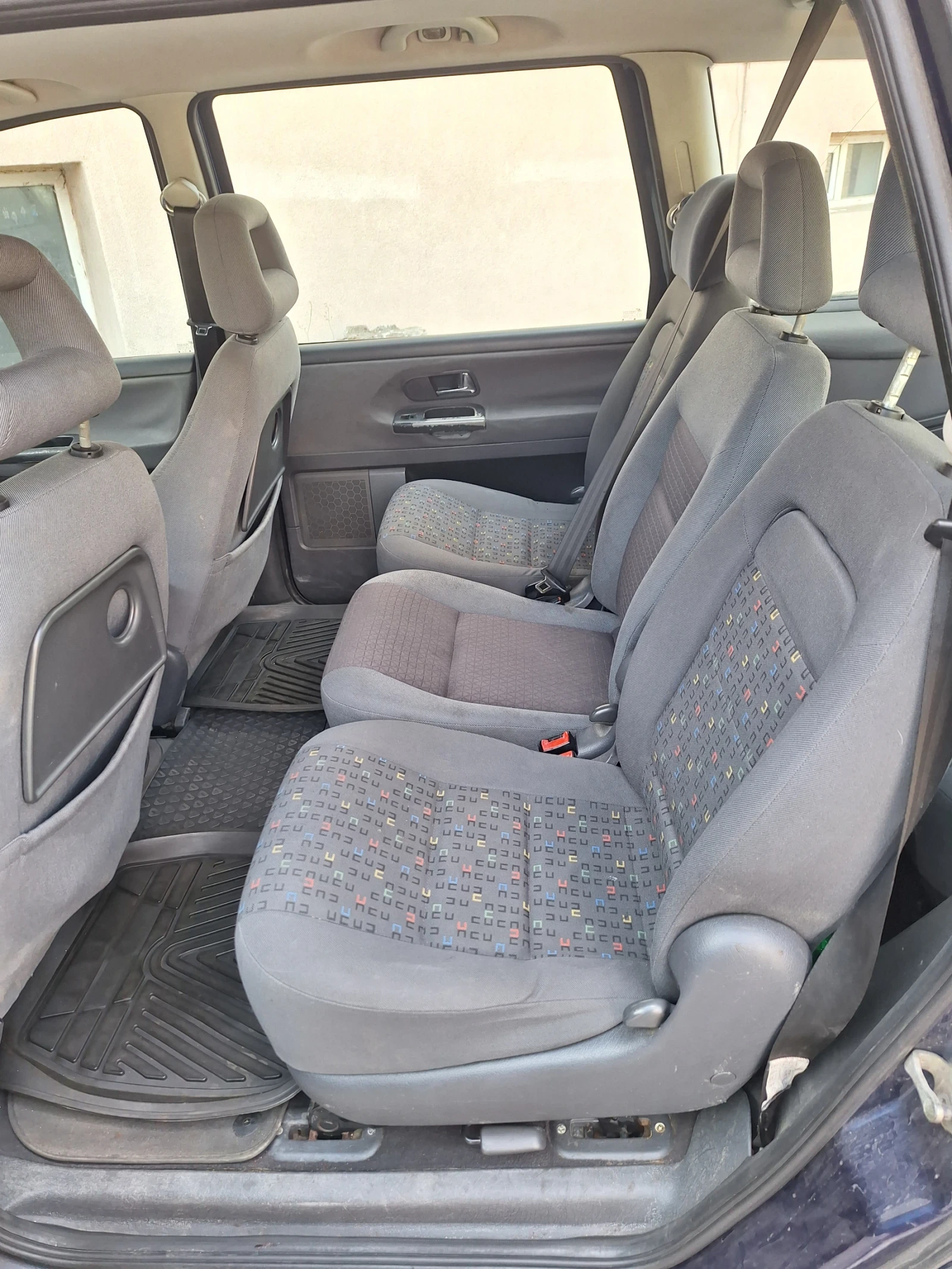 Ford Galaxy 2.3 - изображение 6