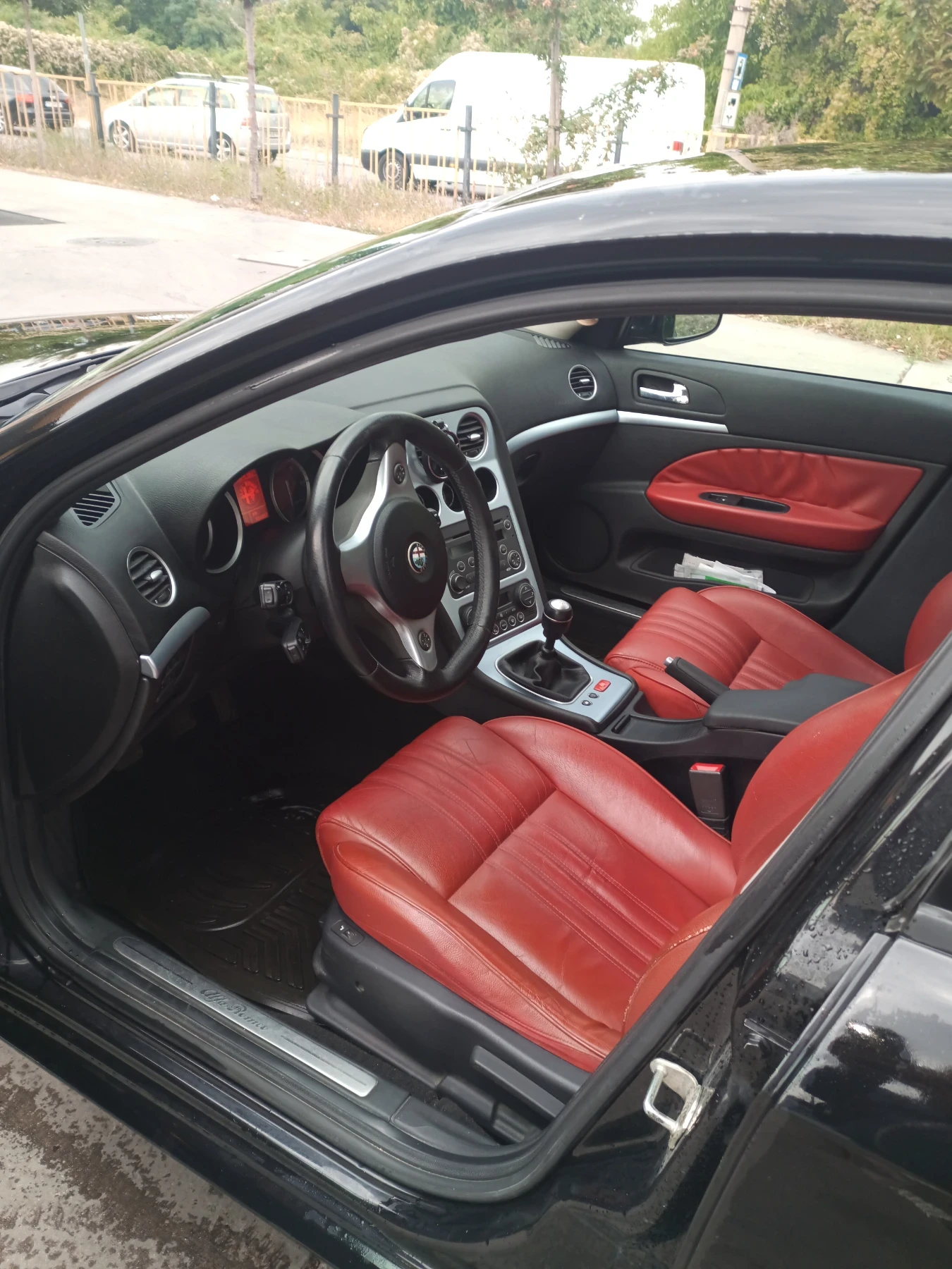 Alfa Romeo 159  - изображение 8