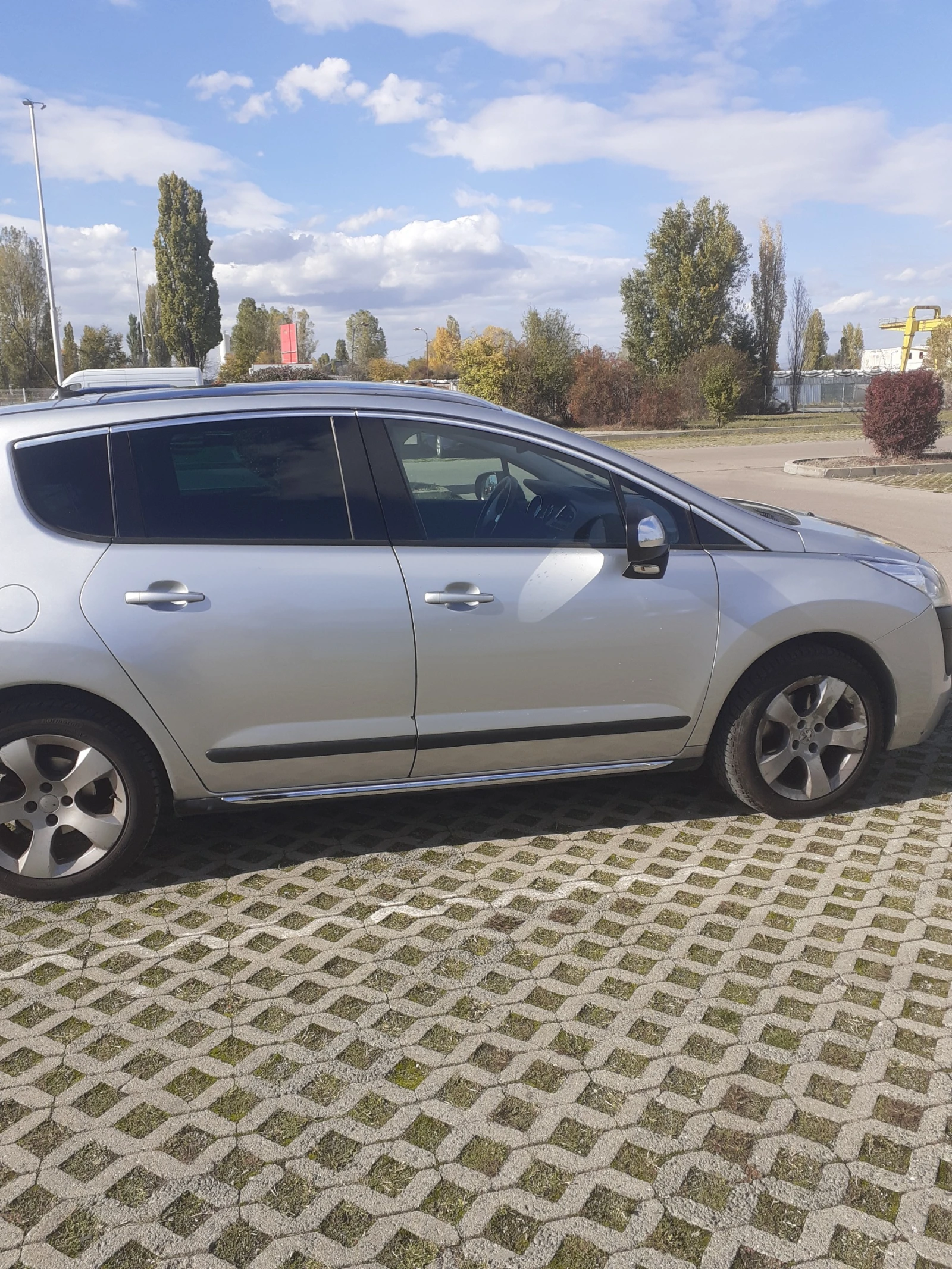 Peugeot 3008 Sport Pack 163 к.с. - изображение 6