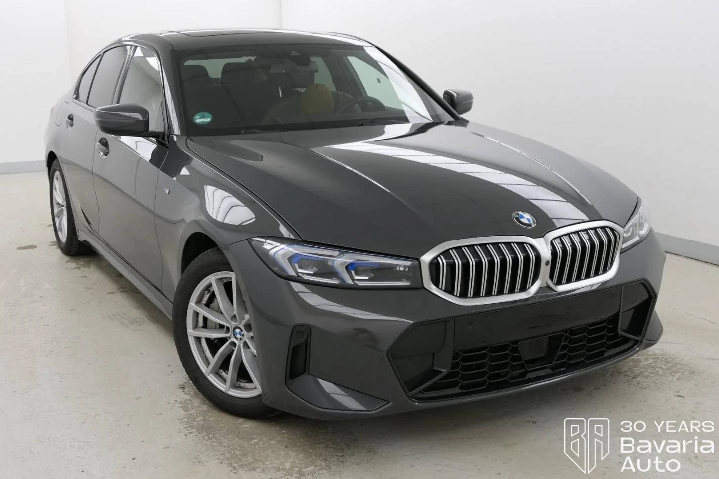 BMW 330 i xDrive M Sport Paket Sportautomatic | Mobile.bg   4
