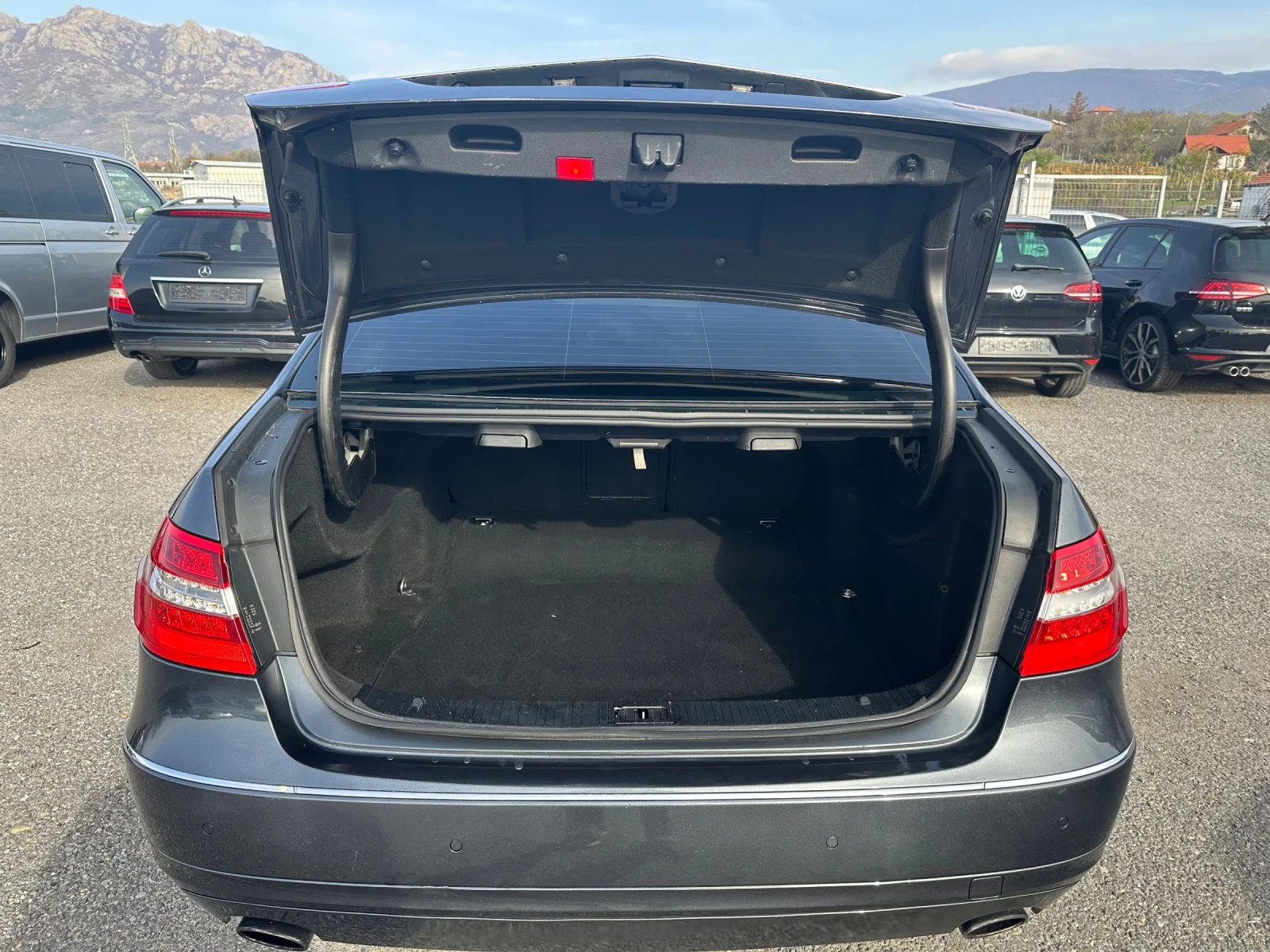 Mercedes-Benz E 350 AVANTGARDE* 231.* DISTRONIC*   | Mobile.bg   16