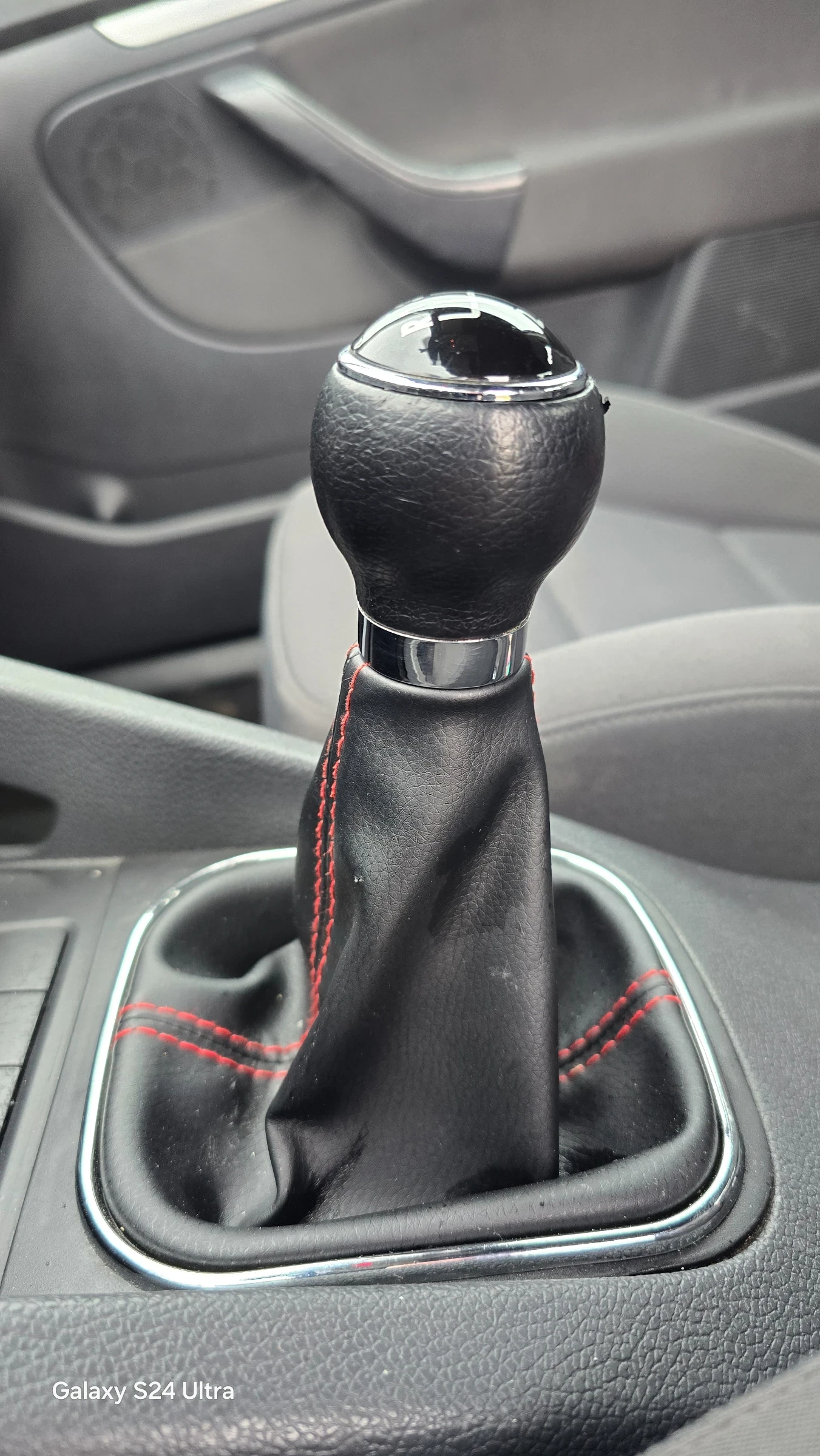 VW Golf 1.6i 102hp - изображение 8