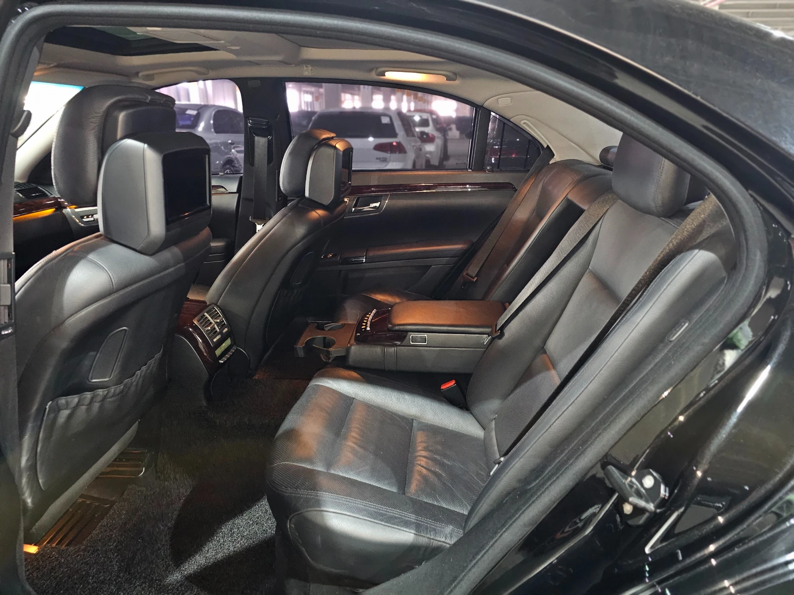 Mercedes-Benz S 500 ОЧАКВАН ВНОС - ТОП СЪСТОЯНИЕ - изображение 10