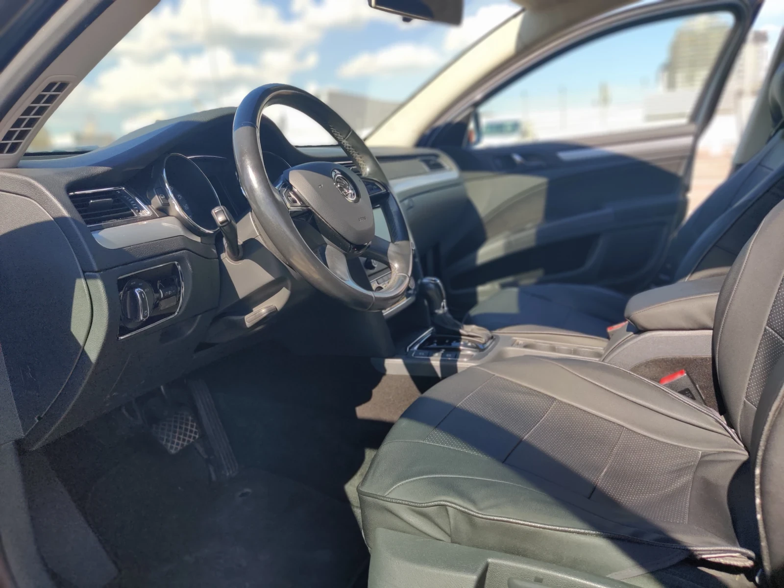 Skoda Superb 2.0TDI, 170HP, 4х4, 6DSG, пълна сервизна история - изображение 8