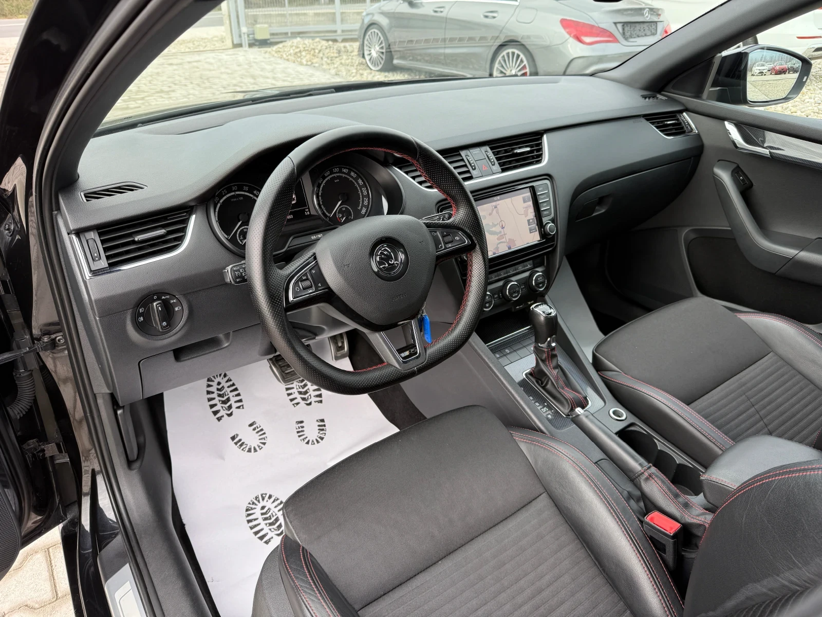 Skoda Octavia VRS 2.0TDI DSG NAVI CAMERA - изображение 9