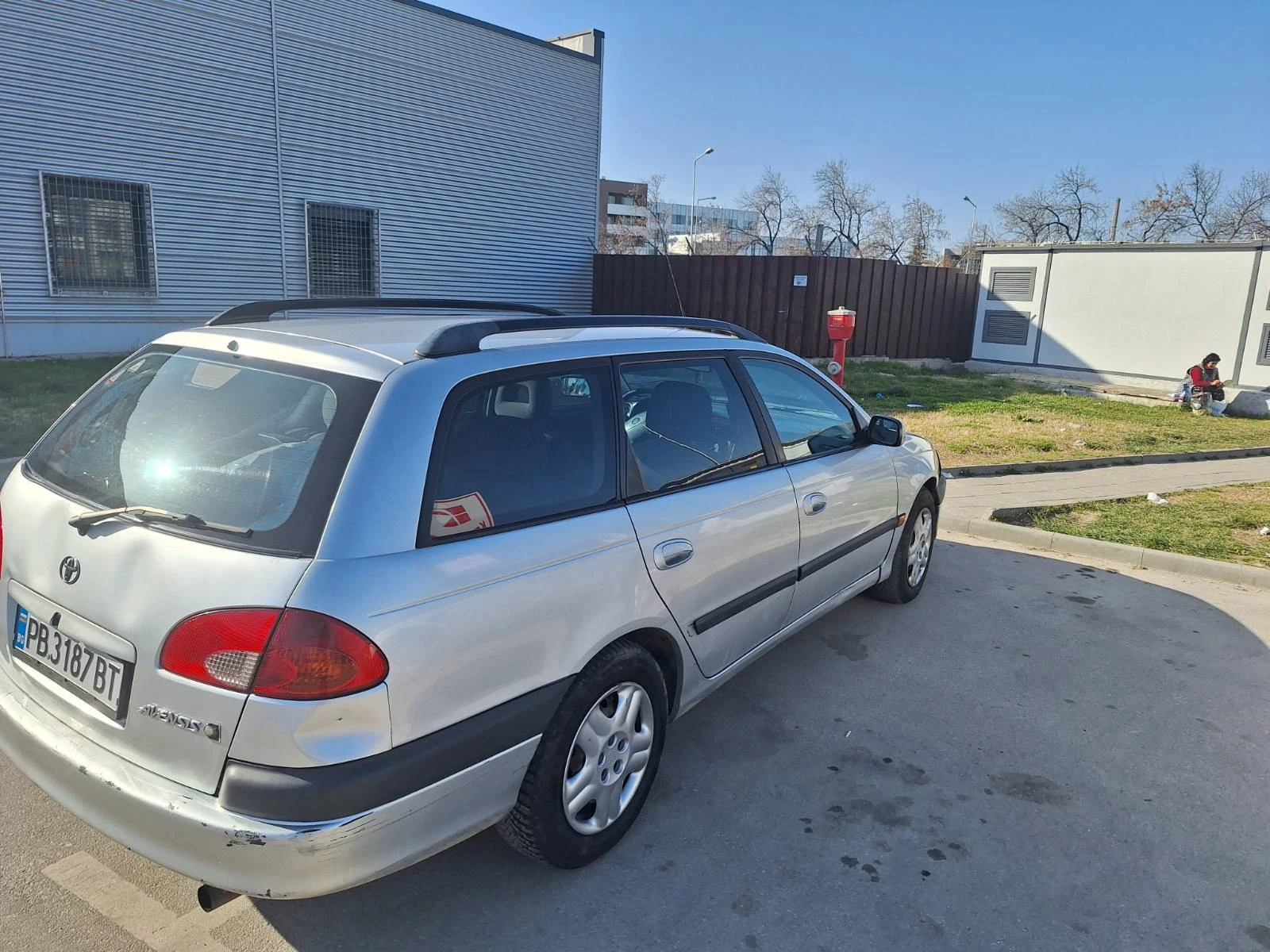 Toyota Avensis 1.6 110 hp, снимка 10 - Автомобили и джипове - 53875984