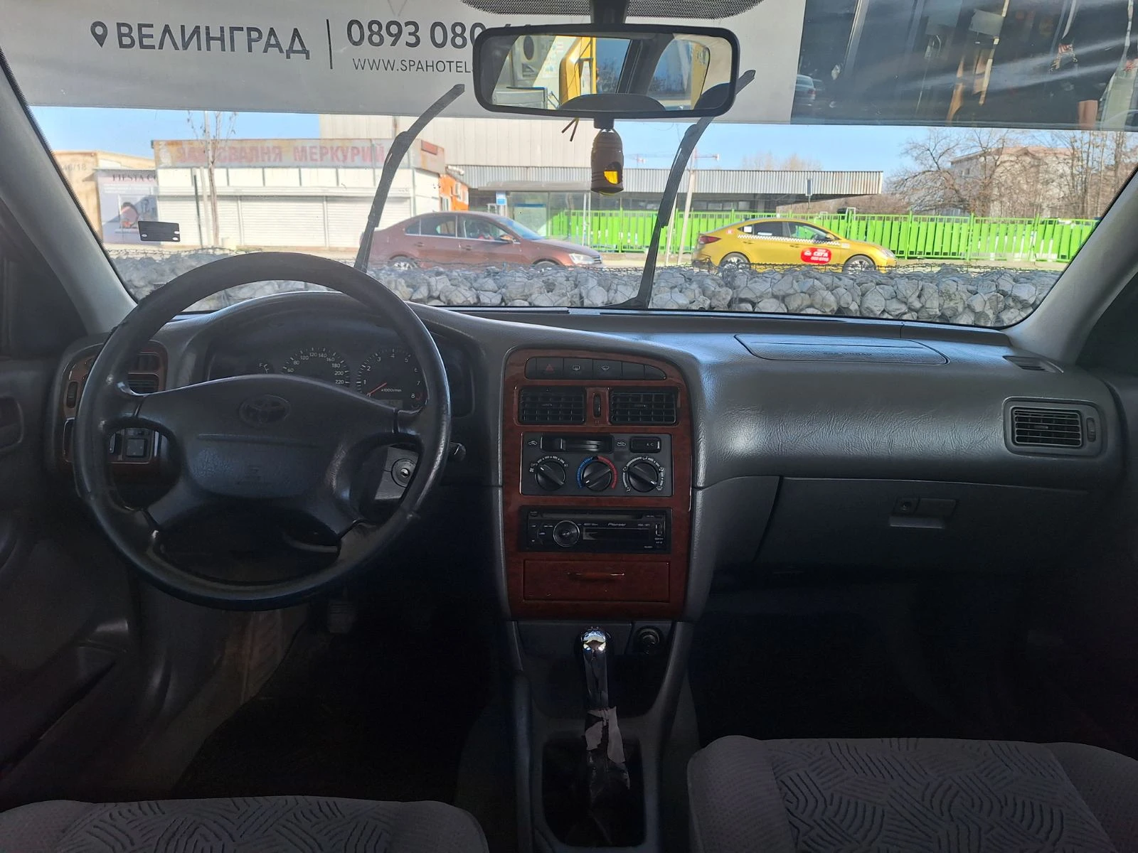 Toyota Avensis 1.6 110 hp, снимка 2 - Автомобили и джипове - 53875984