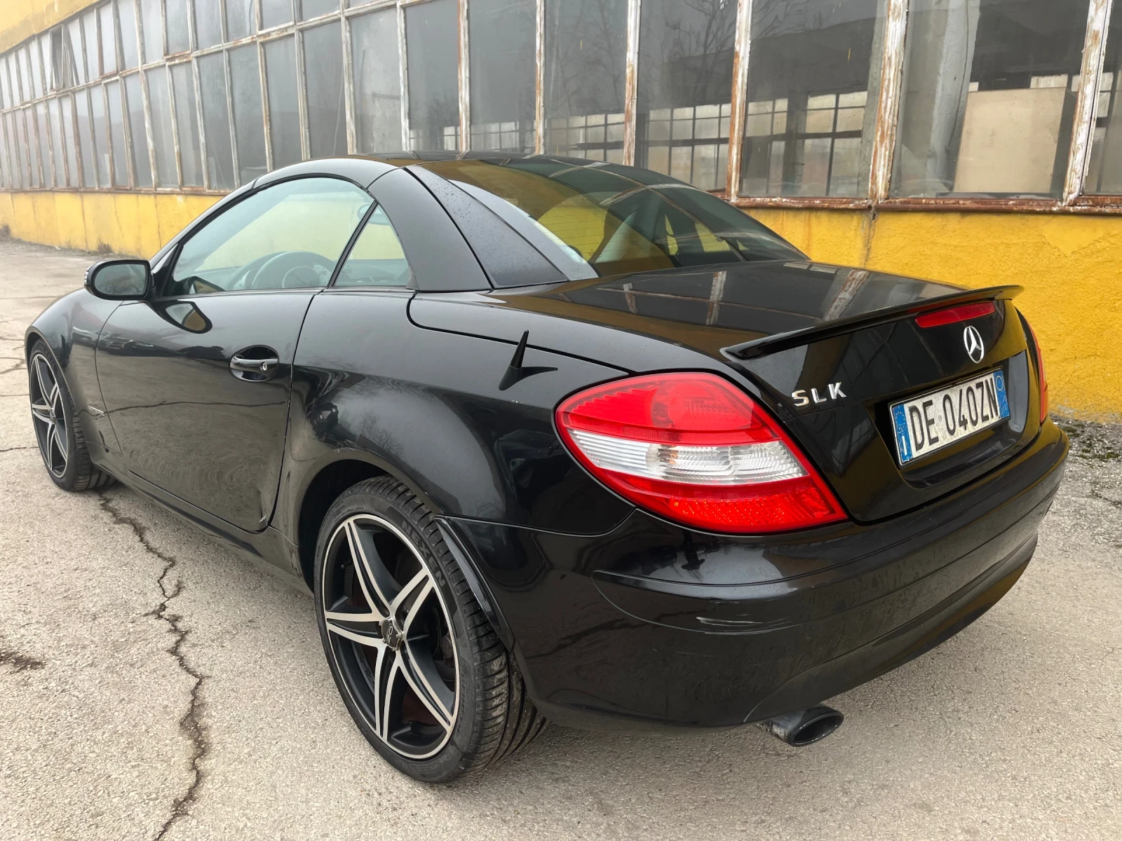 Mercedes-Benz SLK, снимка 3 - Автомобили и джипове - 53949364