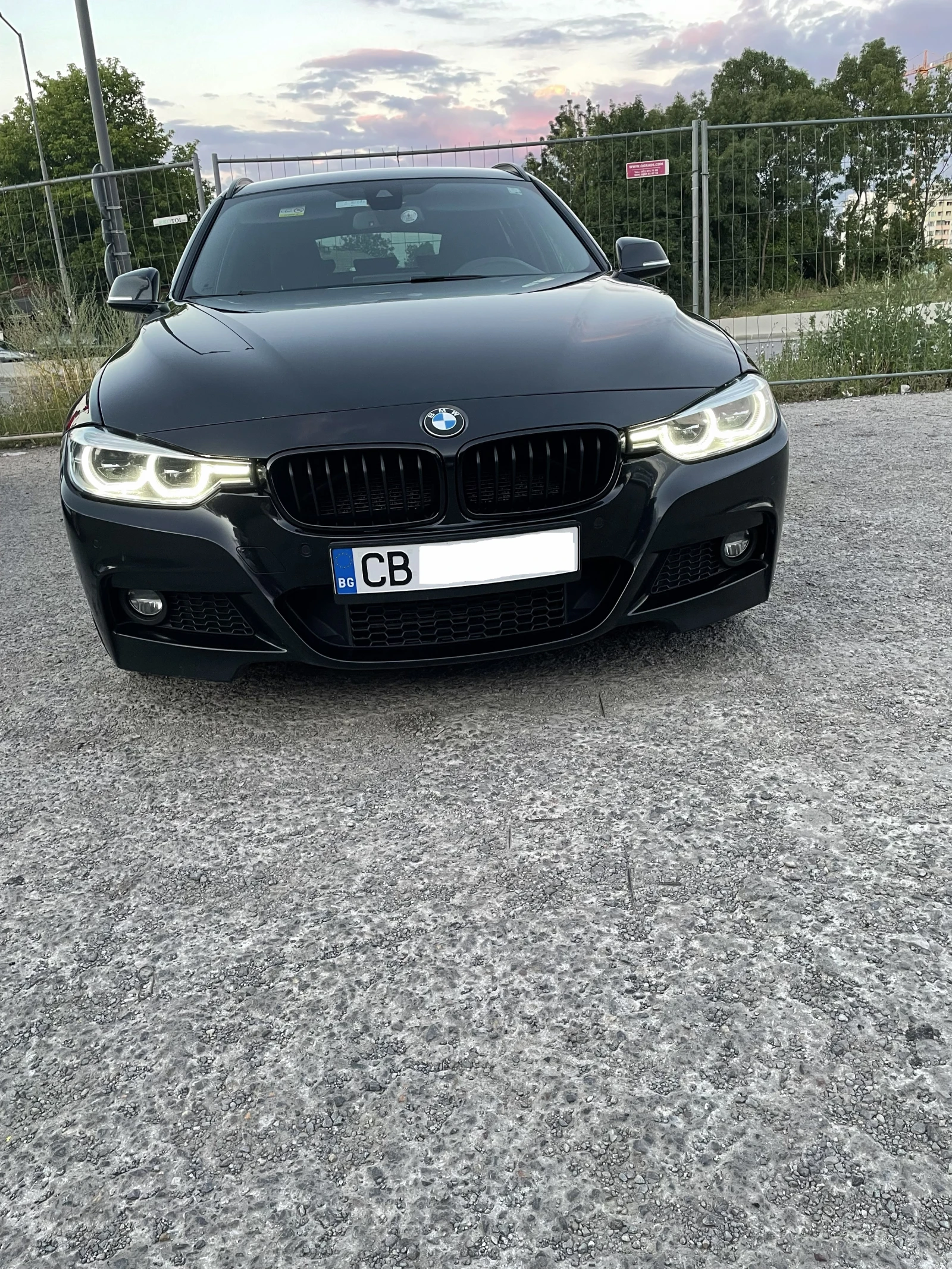 BMW 320, снимка 3 - Автомобили и джипове - 54022527