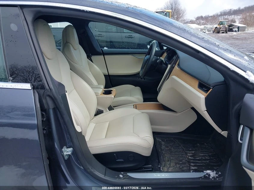 Tesla Model S PERFORMANCE  � ����������� & ���� ������  | Mobile.bg � ����������� 11