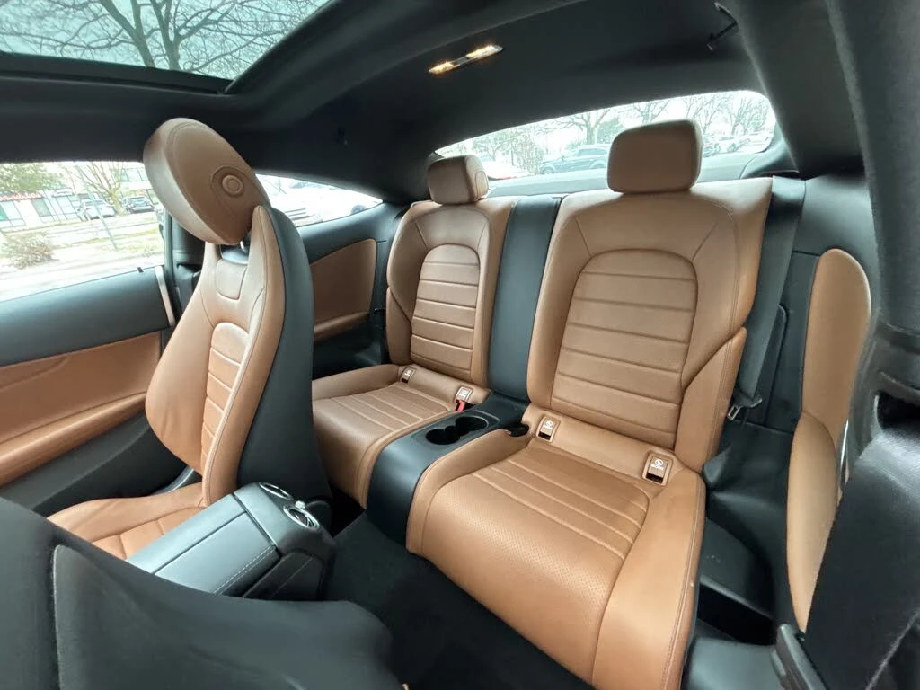 Mercedes-Benz C 300 4MATIC* АвтоКредит* (ЦЕНА ДО БГ), снимка 12 - Автомобили и джипове - 54055601