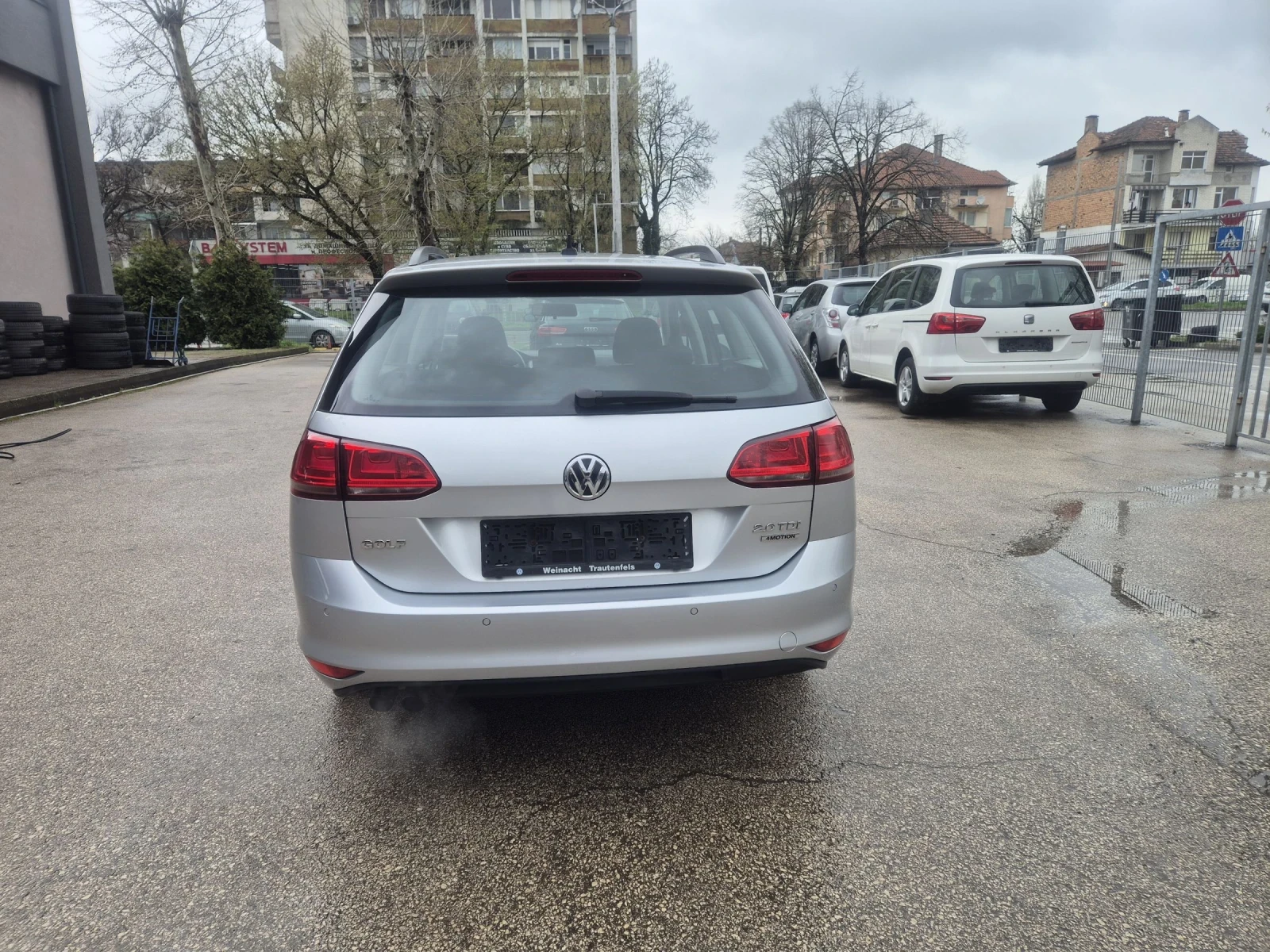 VW Golf 2.0 TDI 4Х4 150 К.С., снимка 5 - Автомобили и джипове - 54079114