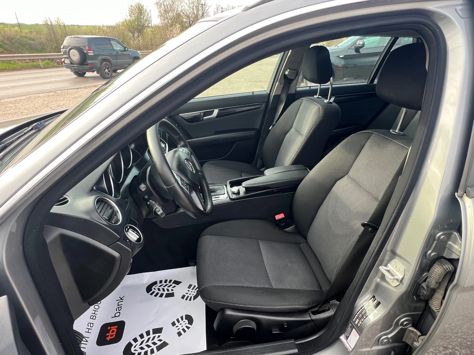 Mercedes-Benz C 200 ТОП/Собствен лизинг! 100% Одобрение, снимка 13 - Автомобили и джипове - 54220995