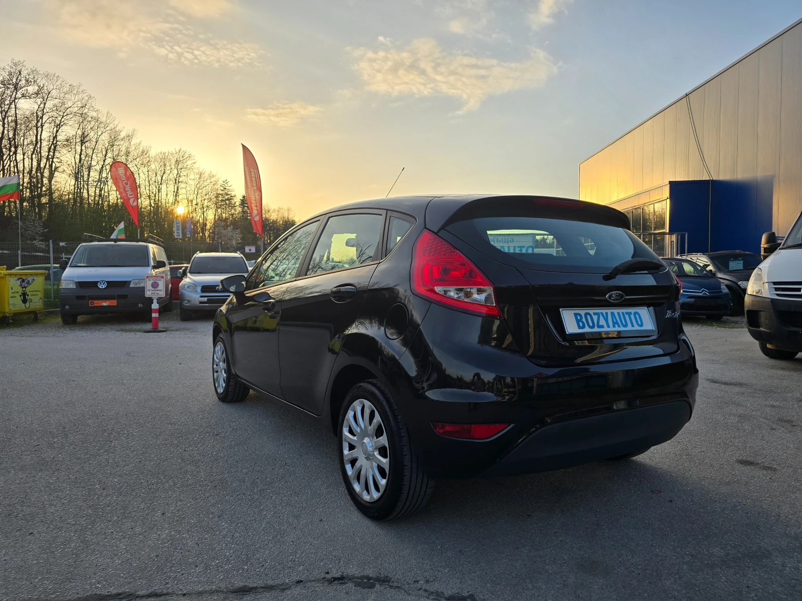 Ford Fiesta 1.4i/97ps/LPG, снимка 3 - Автомобили и джипове - 54235147