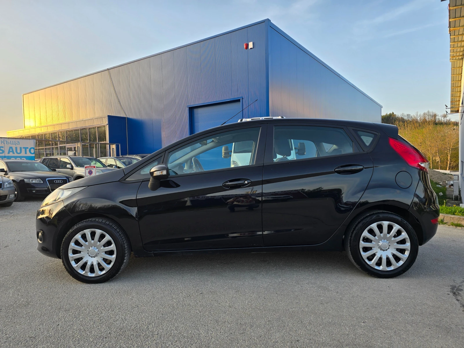 Ford Fiesta 1.4i/97ps/LPG, снимка 2 - Автомобили и джипове - 54235147