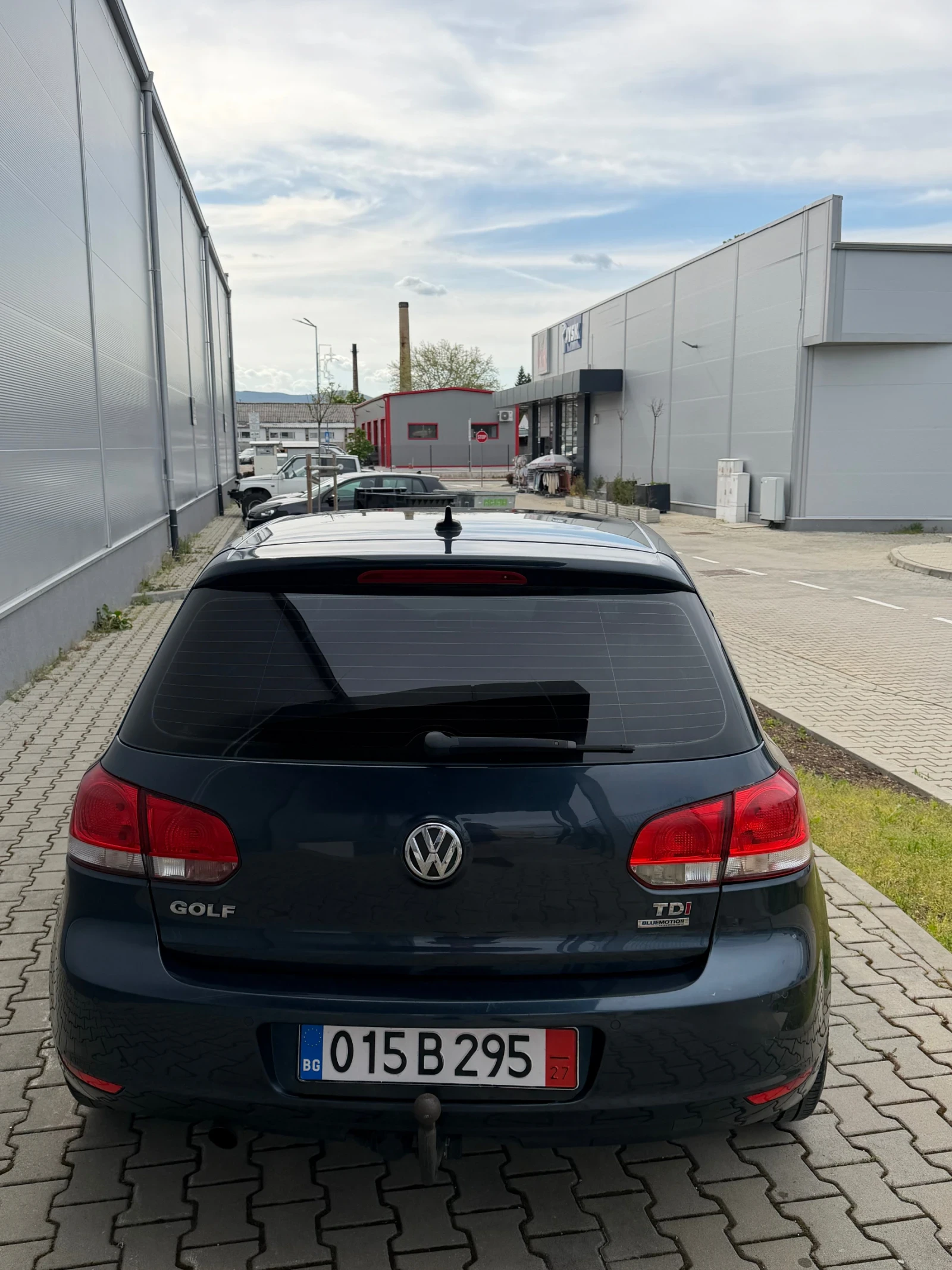 VW Golf 1.6 TDI/CARPLAY/ЛИЗИНГ, снимка 6 - Автомобили и джипове - 54415880