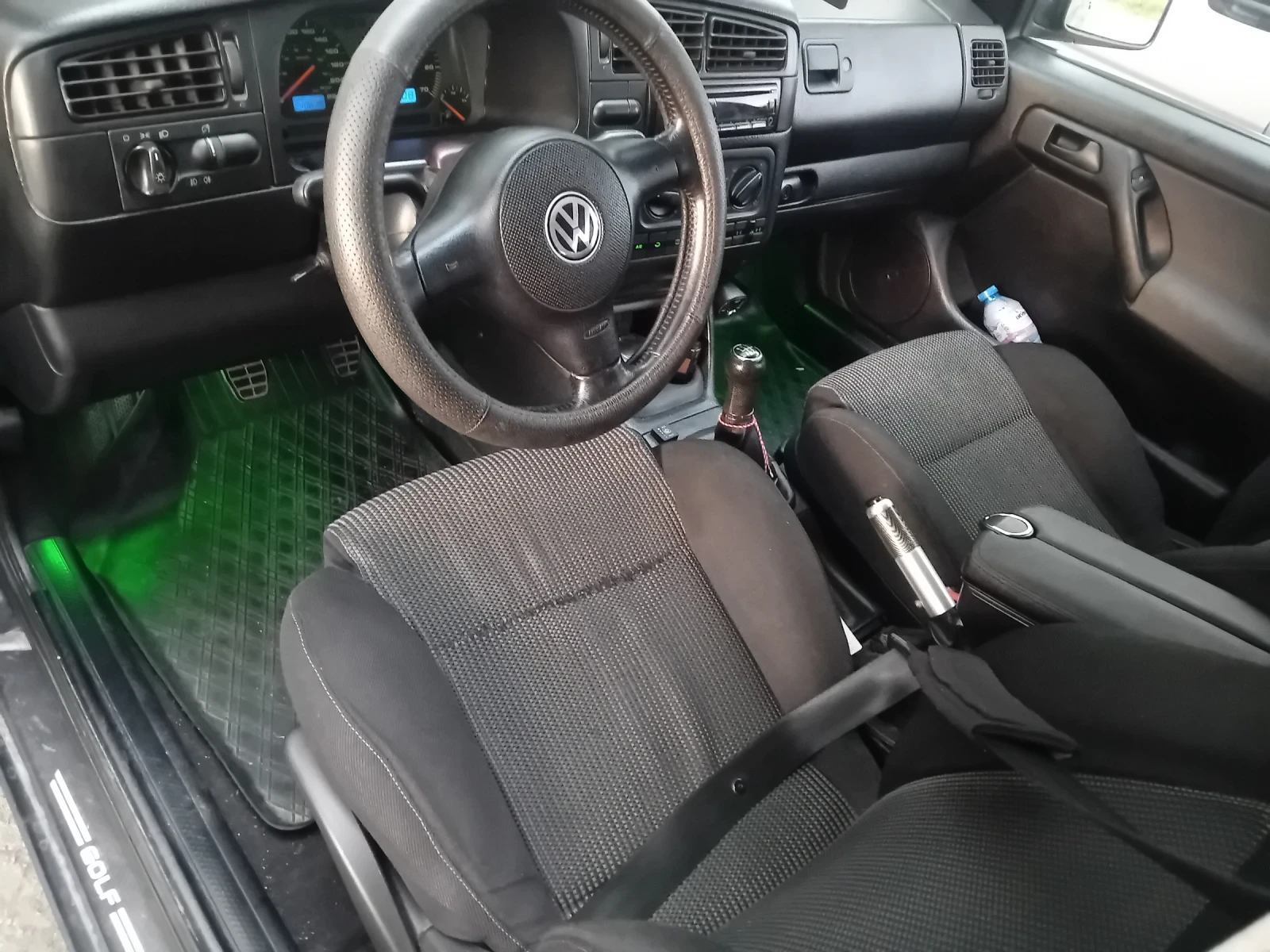 VW Golf Америка, снимка 7 - Автомобили и джипове - 54511553