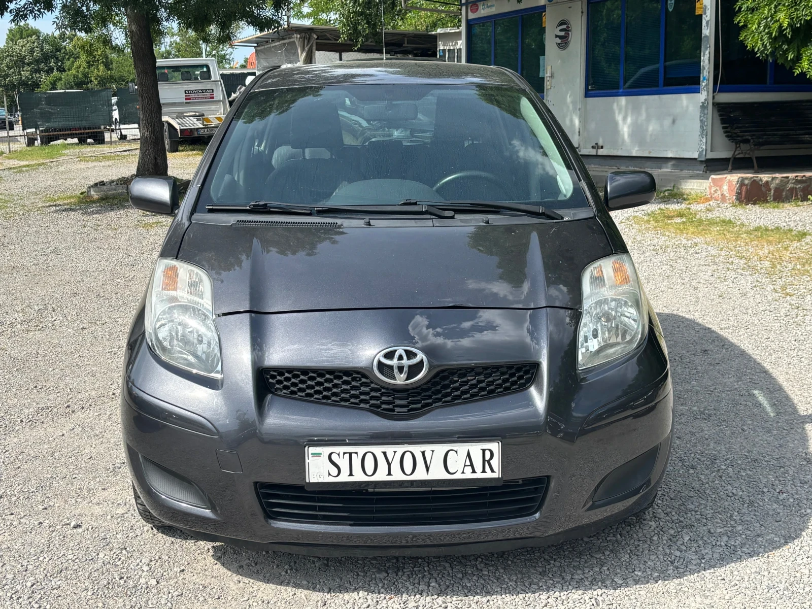 Toyota Yaris 1.3VVT-I, снимка 2 - Автомобили и джипове - 54855352