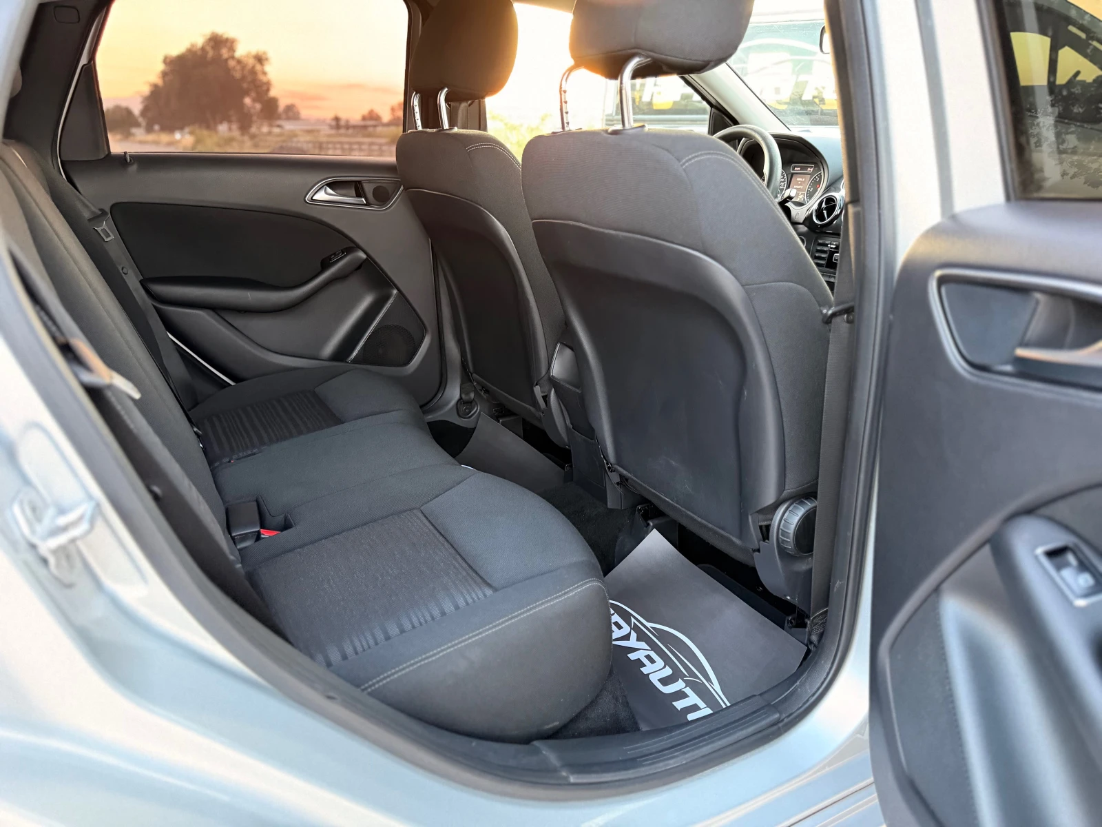 Mercedes-Benz B 180 CDI, снимка 13 - Автомобили и джипове - 55307438