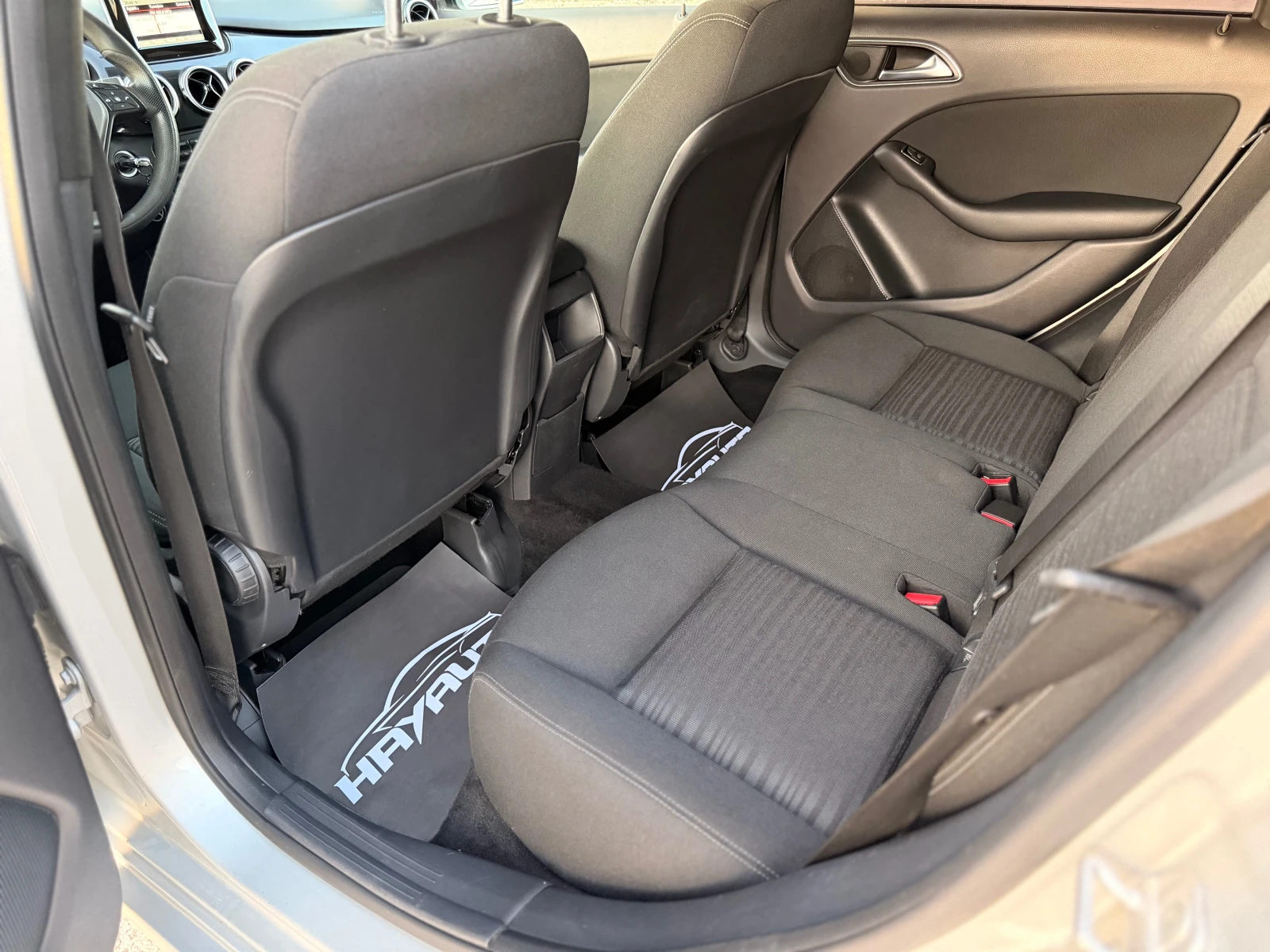 Mercedes-Benz B 180 CDI, снимка 14 - Автомобили и джипове - 55307438