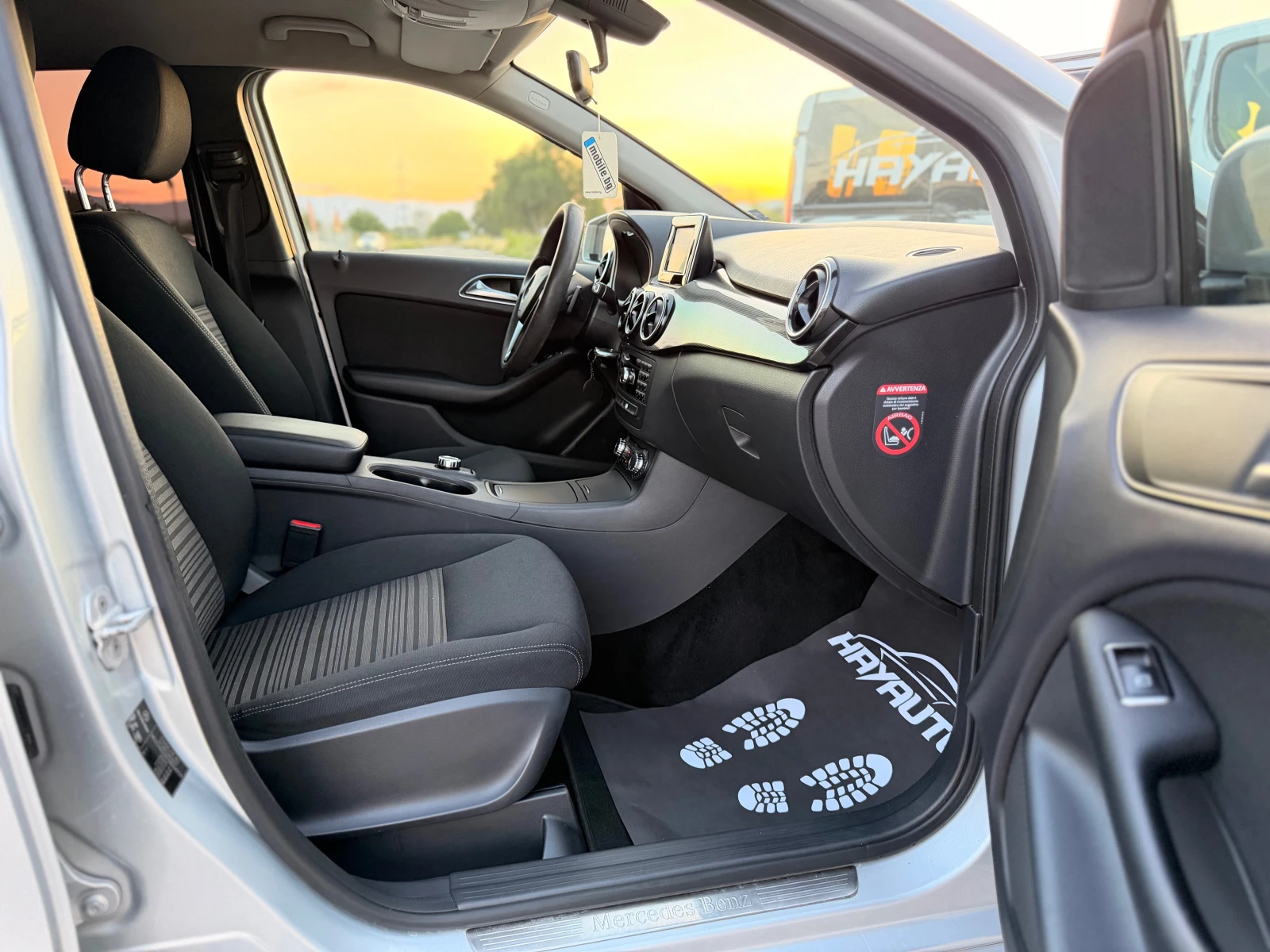 Mercedes-Benz B 180 CDI, снимка 11 - Автомобили и джипове - 55307438