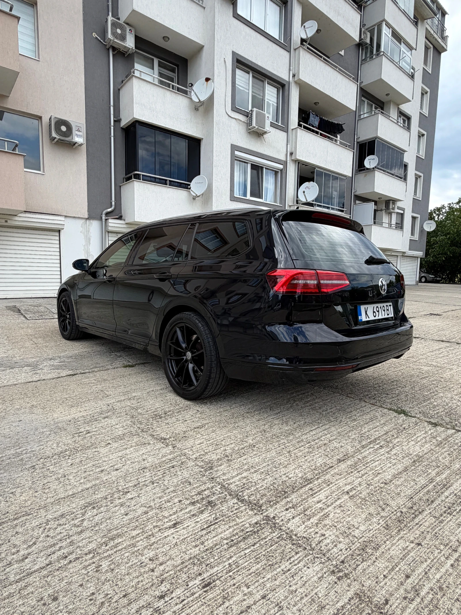 VW Passat 2.0 TDI 150 360 camera, снимка 6 - Автомобили и джипове - 55418239