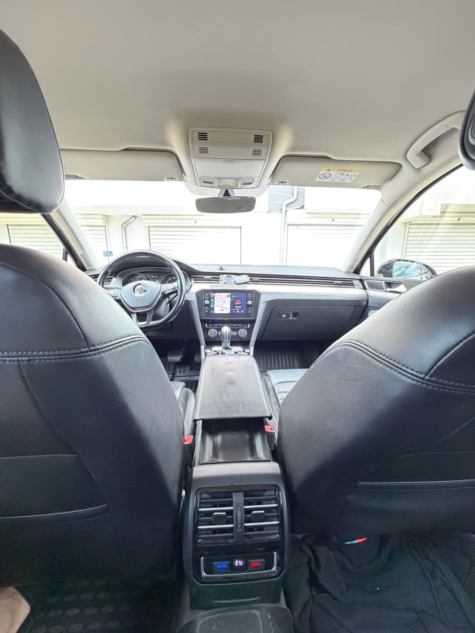 VW Passat 2.0 TDI 150 360 camera, снимка 10 - Автомобили и джипове - 55418239